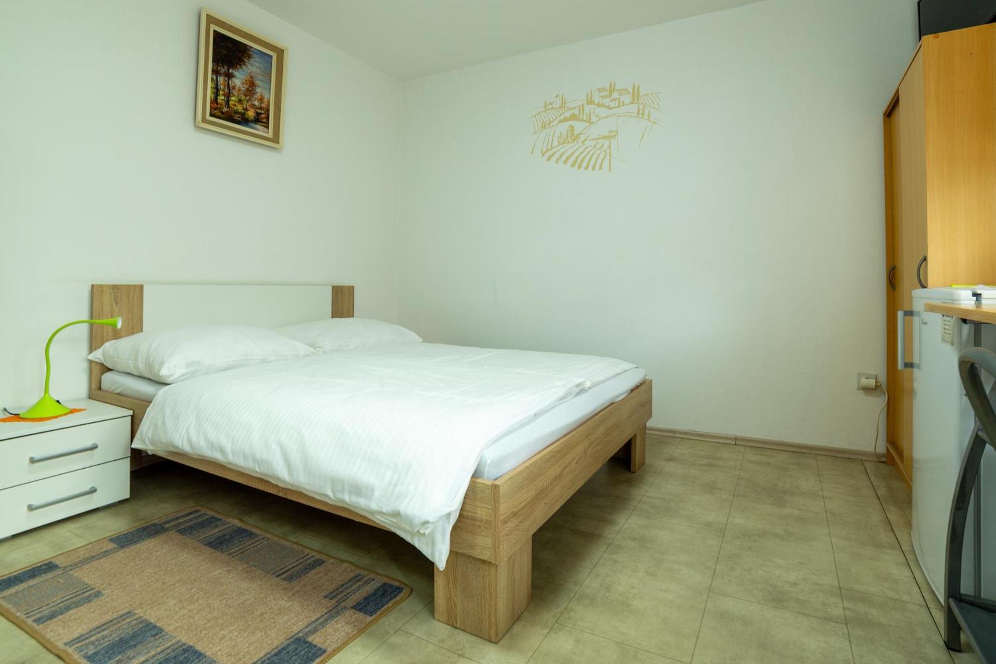 Apartments Silva Ljutomer Eksteriør billede