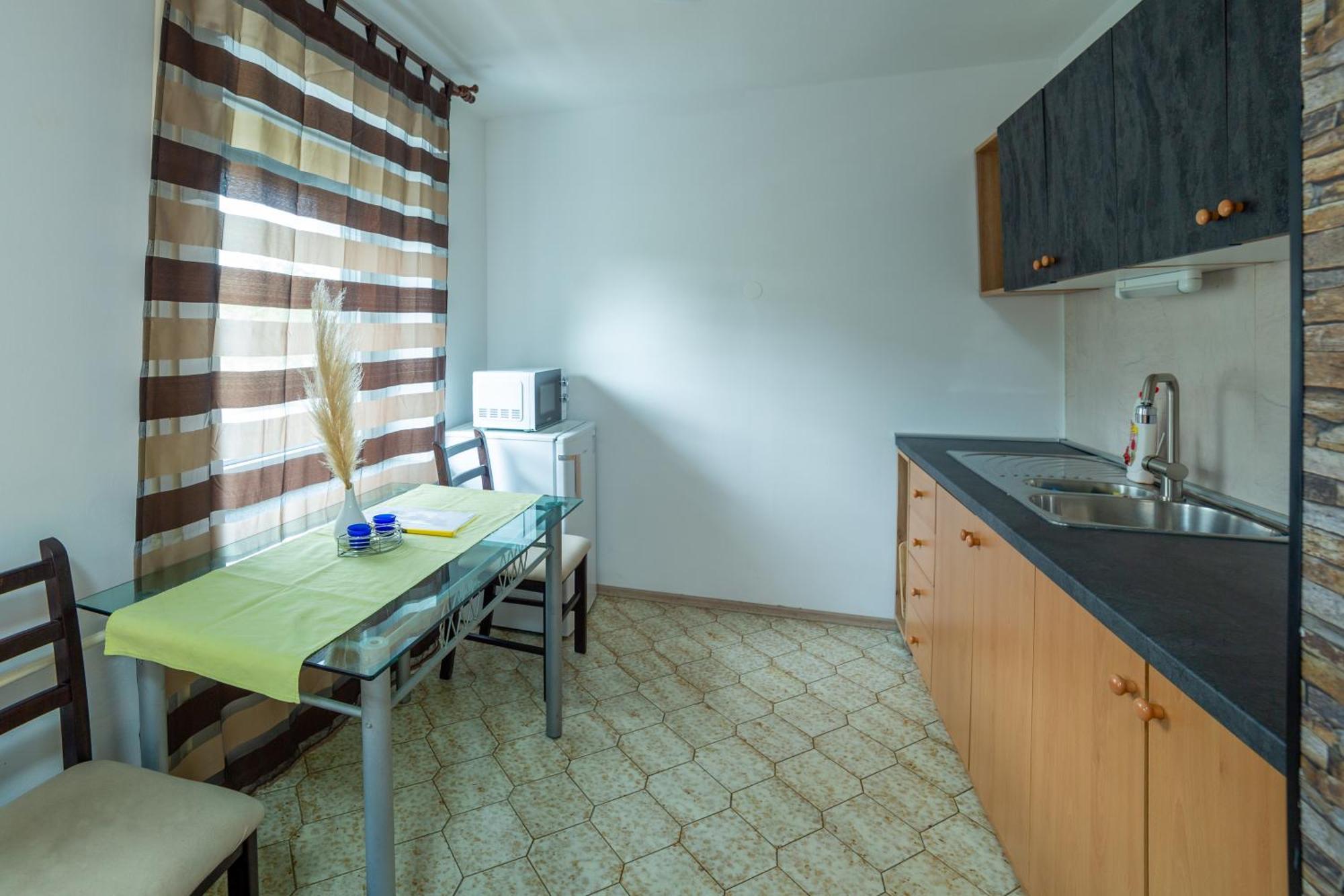 Apartments Silva Ljutomer Eksteriør billede